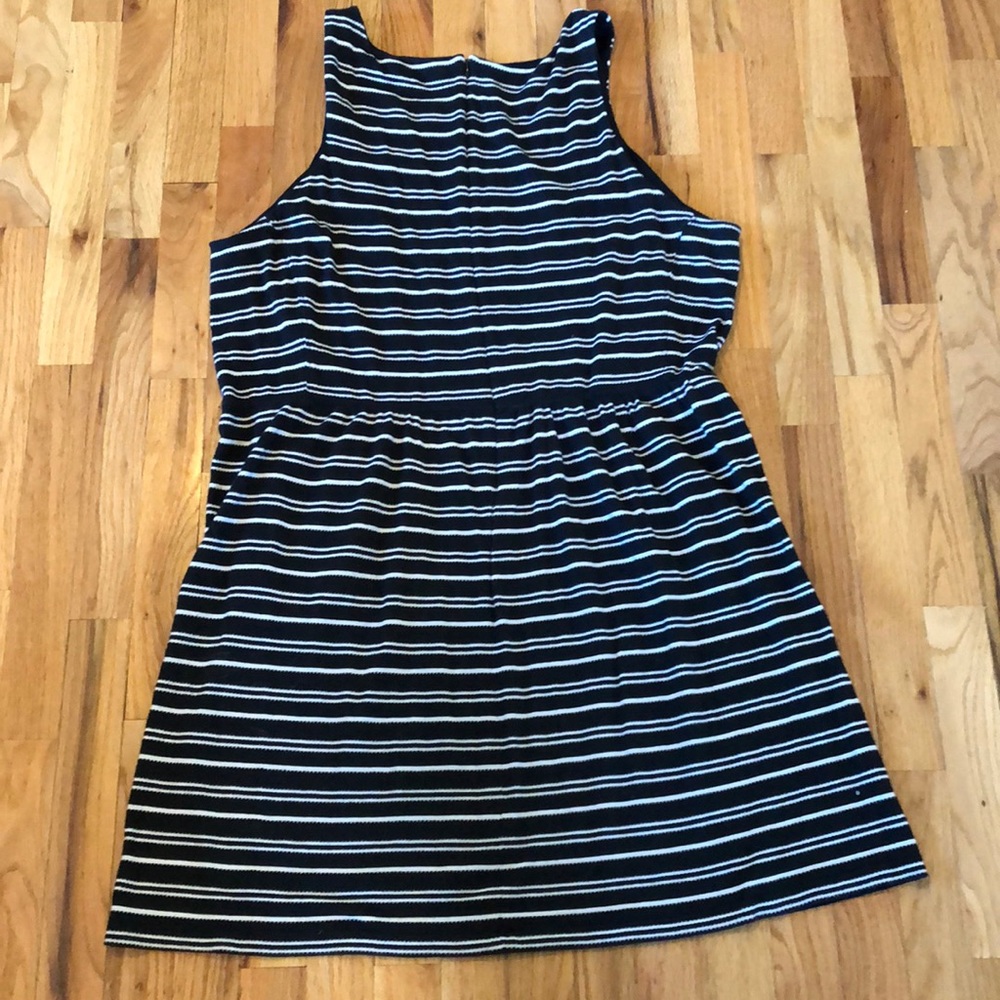 GAP Black and White Striped Dress - Picture 4 of 5